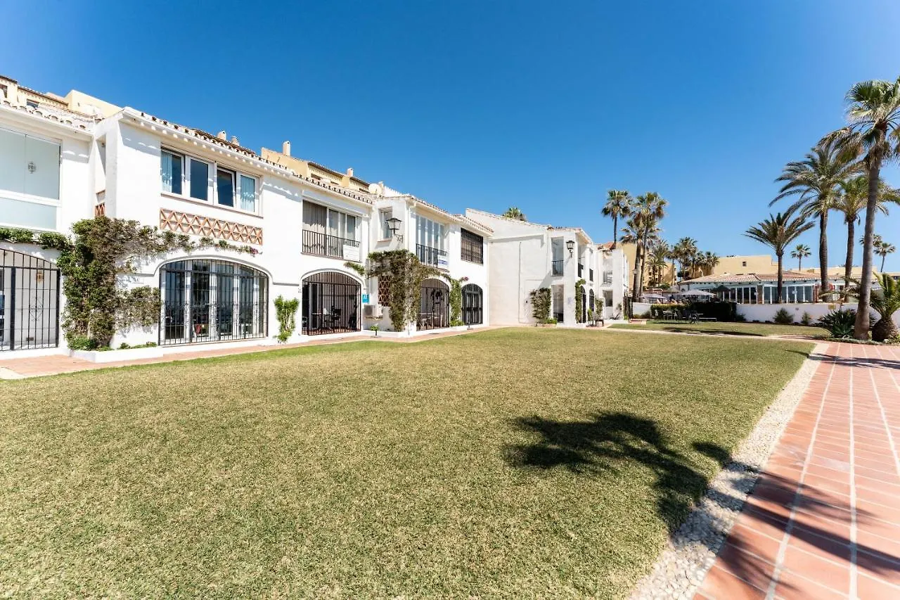Sea Front Beach House Macarena D Marbella Holiday home